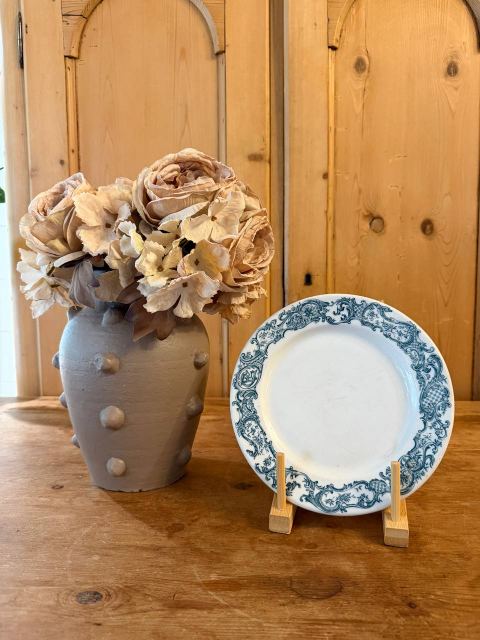 Vintage O.P. Co. Syracuse China Monogrammed Restaurant Ware Plate — Teal Scroll Border