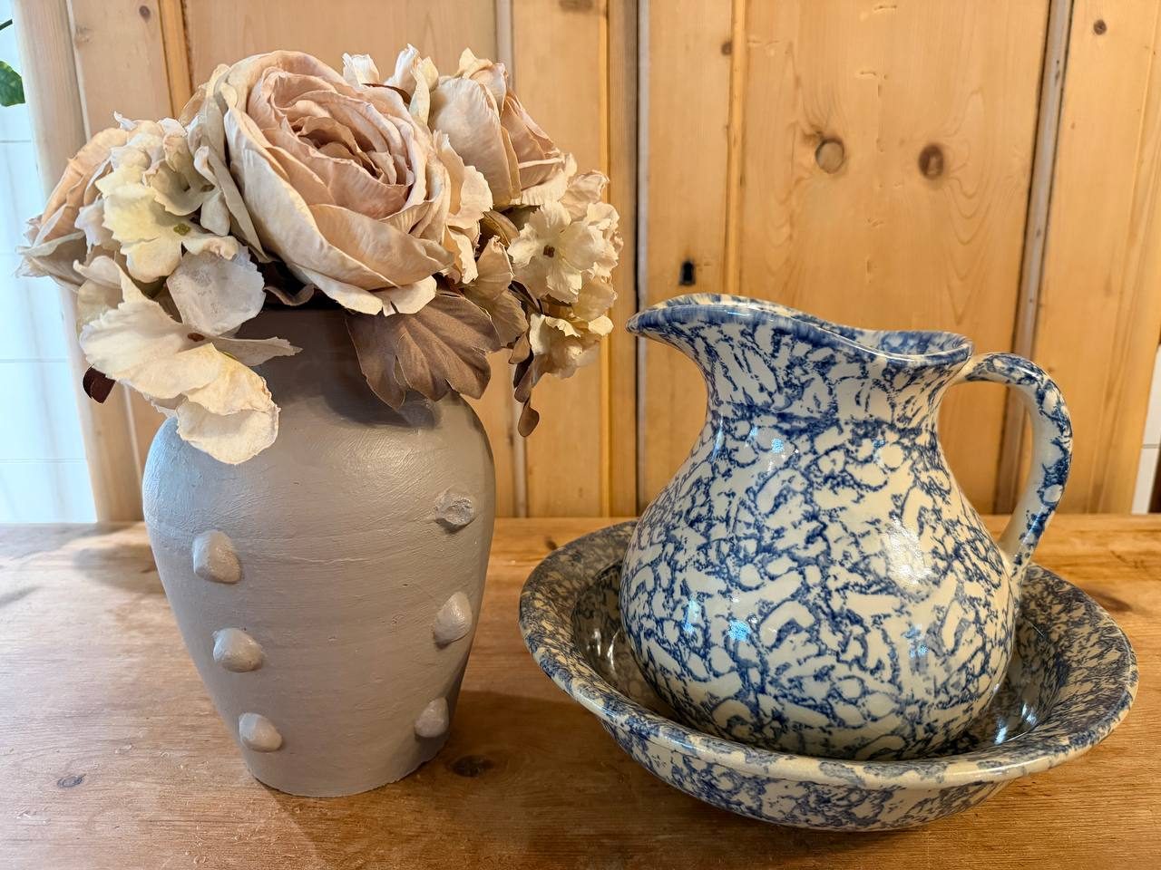 Robinson Ransbottom Blue Spongeware Pitcher & Basin Set — Roseville, Ohio — photo 2