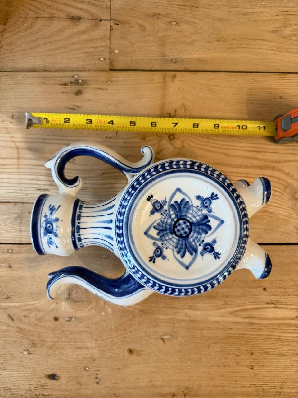Gzhel Hand-Painted Cobalt Porcelain Footed Ewer — Russian Pilgrim-Flask Pitcher, 9 1/2" (Lid Missing) — photo 2
