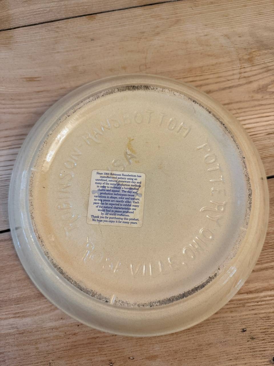 Robinson-Ransbottom Yellowware Pie Plate — Roseville, Ohio, 9 3/4" (Hairline) — photo 5